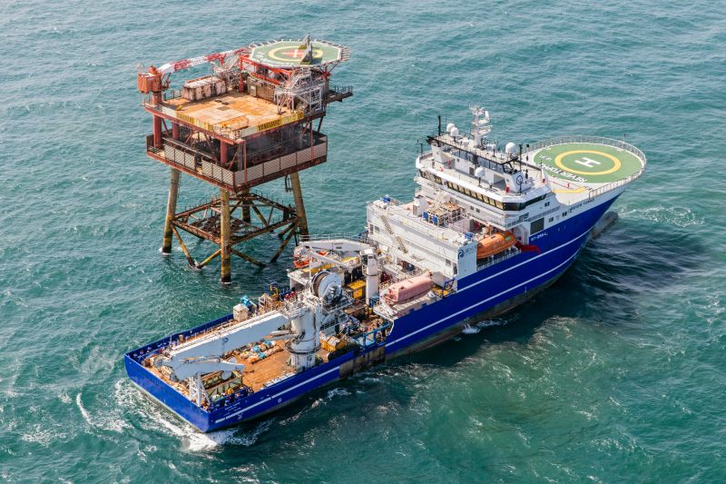 Atlas Copco Rental BlastAir provides air for subsea application - Atlas ...